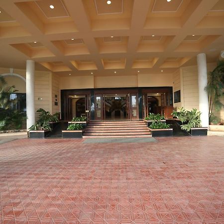The Lagoona Resort Лонавала Экстерьер фото