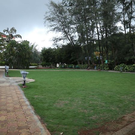The Lagoona Resort Лонавала Экстерьер фото