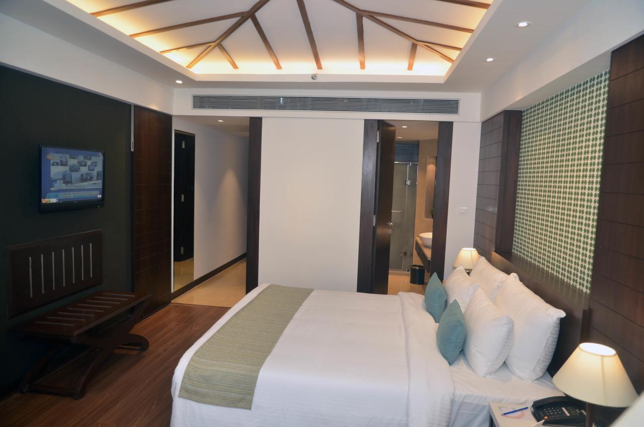 The Lagoona Resort Лонавала Экстерьер фото