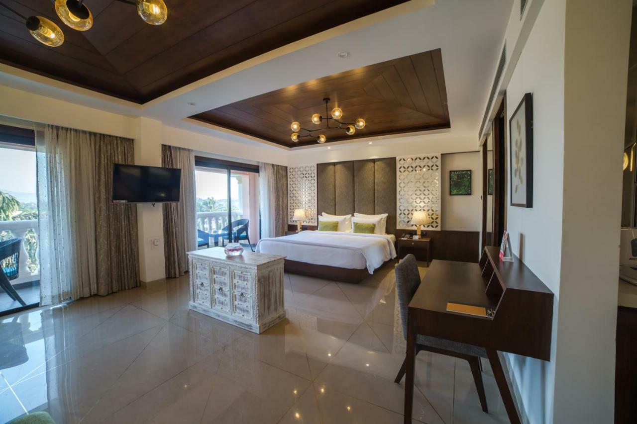 The Lagoona Resort Лонавала Экстерьер фото